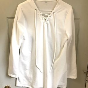 WOMEN’S LONG SLEEVE WHITE LACE FRONT TOP